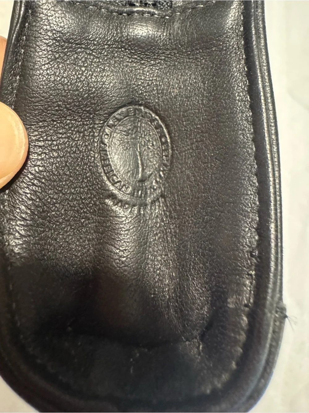 Levenger Black Pebbled Leather Zip Travel Organizer